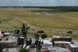 Los dramáticos videos del momento donde un avión chocó en San Fernando y murieron dos personas