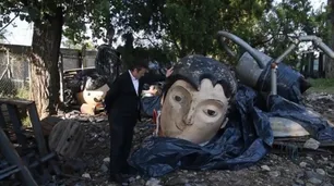 Tristán Bauer: "Cuando volví a Tecnópolis encontré decapitado a Belgrano y destrozado a San Martín"