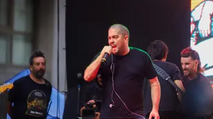 El Pato Fontanet cantó en el homenaje por Cromañón y generó polémica
