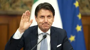 Giuseppe Conte renunció a su cargo como primer ministro de Italia