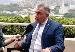 Ecuador pidió un "nuevo embajador" tras la polémica de Luis Juez