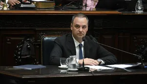 En “QR!”, Hernán Letcher cruzó a Adorni: “Respondió 2.151 preguntas, pero en muchas no dijo nada”