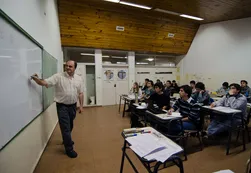 Con errores en ciencia ficción, enseñan Física en la universidad