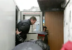 Los activistas de Greenpeace ya están en San Petersburgo