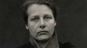 Herta Oberheuser, la cruel médica nazi que hizo experimentos con mujeres en el campo de concentración Ravensbrück
