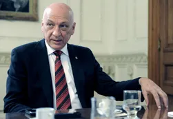El peronismo quiere arrebatarle Santa Fe al socialismo