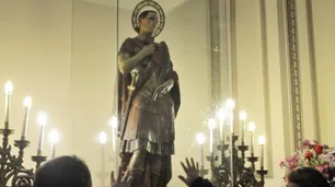 Apuñalaron a un hombre a metros del santuario de San Expedito