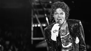 El día que Michael Jackson casi muere quemado grabando un comercial: cómo el accidente cambió su vida para siempre