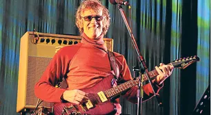 Nueva vacuna argentina contra el Covid-19 homenajea al Flaco Spinetta
