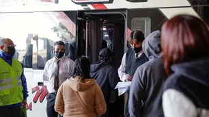 La Provincia de Buenos Aires pedirá el pase sanitario en micros de media y larga distancia