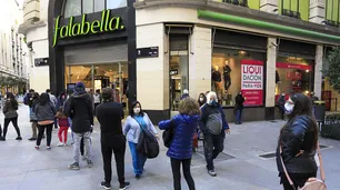 Falabella saca de la venta a Sodimac