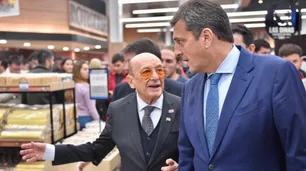 Massa felicitó a Coto por las inversiones en el país y apuntó contra los que "se llevan la plata afuera"