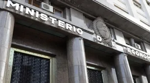 La recaudación fiscal alcanzó los $16 billones en marzo y marcó la octava caída real consecutiva
