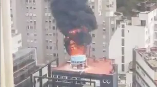 Impresionante incendio en Retiro: se prendió fuego el aire acondicionado de una oficina