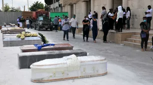 Fotos | El desastre de Guayaquil, donde no hay ataúdes para tantos muertos