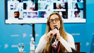 Gobierno bonaerense admite el impacto de suspender clases presenciales y busca "recuperar contenidos"