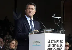 Etchevehere llamó a usar el voto como "un arma cargada de futuro"