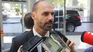Eduardo Bolsonaro pide asilo en Estados Unidos: su abogado le recomendó no volver a Brasil