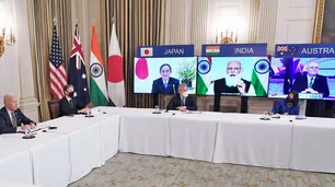 Biden desafía a China y refuerza vínculos multilaterales con los aliados de EE.UU