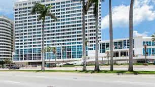 Miami como les gusta a los argentinos: verano frente al mar, en Collins y con todo resuelto