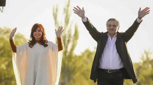 Para The Washington Post, Argentina "se precipita una vez más hacia el abismo económico"