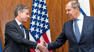 EE.UU. y Rusia acuerdan continuar su diálogo sobre la crisis con Ucrania