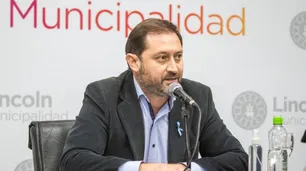 ¿Respirador VIP? Denuncian al intendente de Lincoln de llevarse uno "para uso personal"