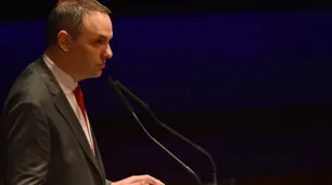 Manuel Adorni explicó la abrupta salida de Diana Mondino del gobierno: "Tomó una decisión relevante y se equivocó"