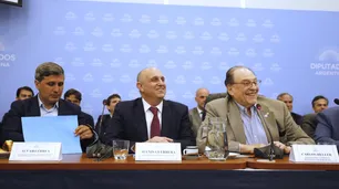 Guerrera anticipó un fuerte recorte de subsidios al transporte y hay temor de tarifazos
