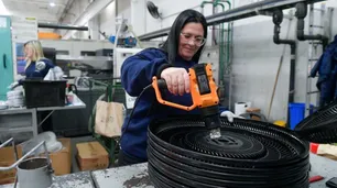La actividad industrial y la construcción cerraron 2023 en negativo