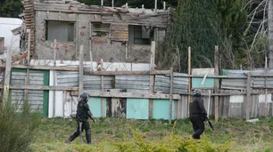 El Gobierno habría ofrecido tierras a los mapuches para frenar la violencia pero "nada alcanzó"