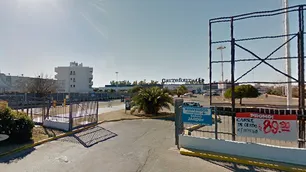 Córdoba: robaron a policías en la playa de un hipermercado y les usaron las tarjetas