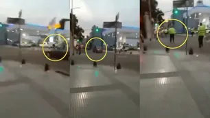 Video | Atropelló a un inspector en un control de alcoholemia y lo arrastró una cuadra arriba del capot