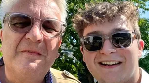 El hijo de una modelo podría convertirse en príncipe tras ser reconocido como sobrino del rey de Bélgica