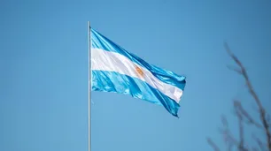 Que nuestra bandera sea la educación