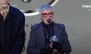 Premios Carlos Gardel: la correntina Teresa Parodi le dedicó su estatuilla a Cristina Kirchner