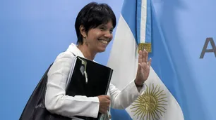 AFIP refuerza el intercambio de información sobre cuentas de argentinos en el exterior