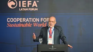 Desde Chile aseguran que, “Rodrigo Valdés decidió apartarse de las negociaciones por las críticas de Milei"