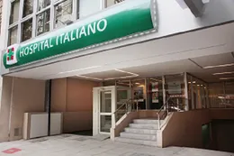 El caso de una enfermera contagiada genera cruces y desmentidas en el Hospital Italiano