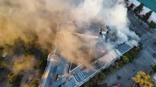 Megaminería en Chubut: manifestantes en contra de la ley incendiaron la casa de Gobierno