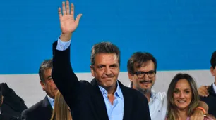 Massa reúne a su tropa y Malena Galmarini tildó de 'juego del calamar' al pacto sugerido por Milei