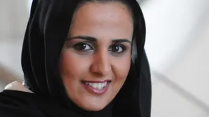 La hermana del Emir de Qatar rompe la grieta entre Oriente y Occidente