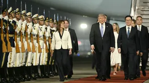 Trump llega a China para una cumbre clave con Xi Jinping
