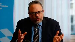 Matías Kulfas prometió acuerdo de precios y salarios en abril y habló de la inflación "importada"