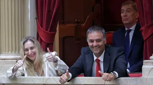 Milei busca retomar su agenda, apuesta a mayo y tantea acuerdos con los gobernadores