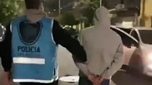 Gracias a un GPS oculto en el bolso, detuvieron a tres motochorros que habian robado 120 mil dólares y 4 millones de pesos
