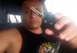 Se compró un auto de $750 mil pesos y agradece a los vecinos el pago de impuestos