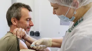 Moscú: en la cuna de la Sputnik V, hay muy pocos vacunados y mucha preocupación