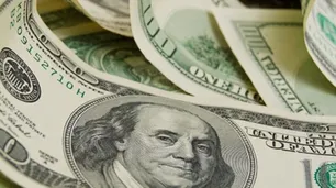 Un economista explicó hasta cuándo persistirá la volatilidad del dólar