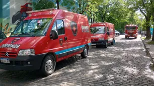 Se incendió un frigorífico en Barracas: evacuaron y asistieron a empleados por inhalación de gas tóxico